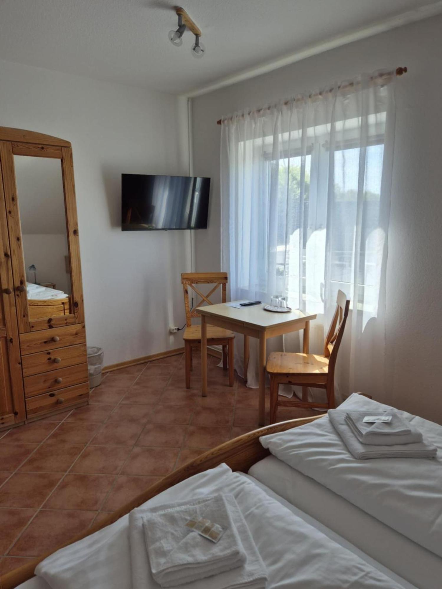 Hotel Panorama Wees ภายนอก รูปภาพ