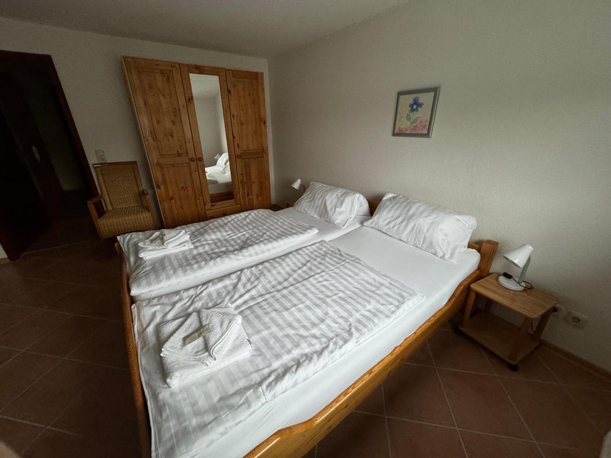 Hotel Panorama Wees ภายนอก รูปภาพ