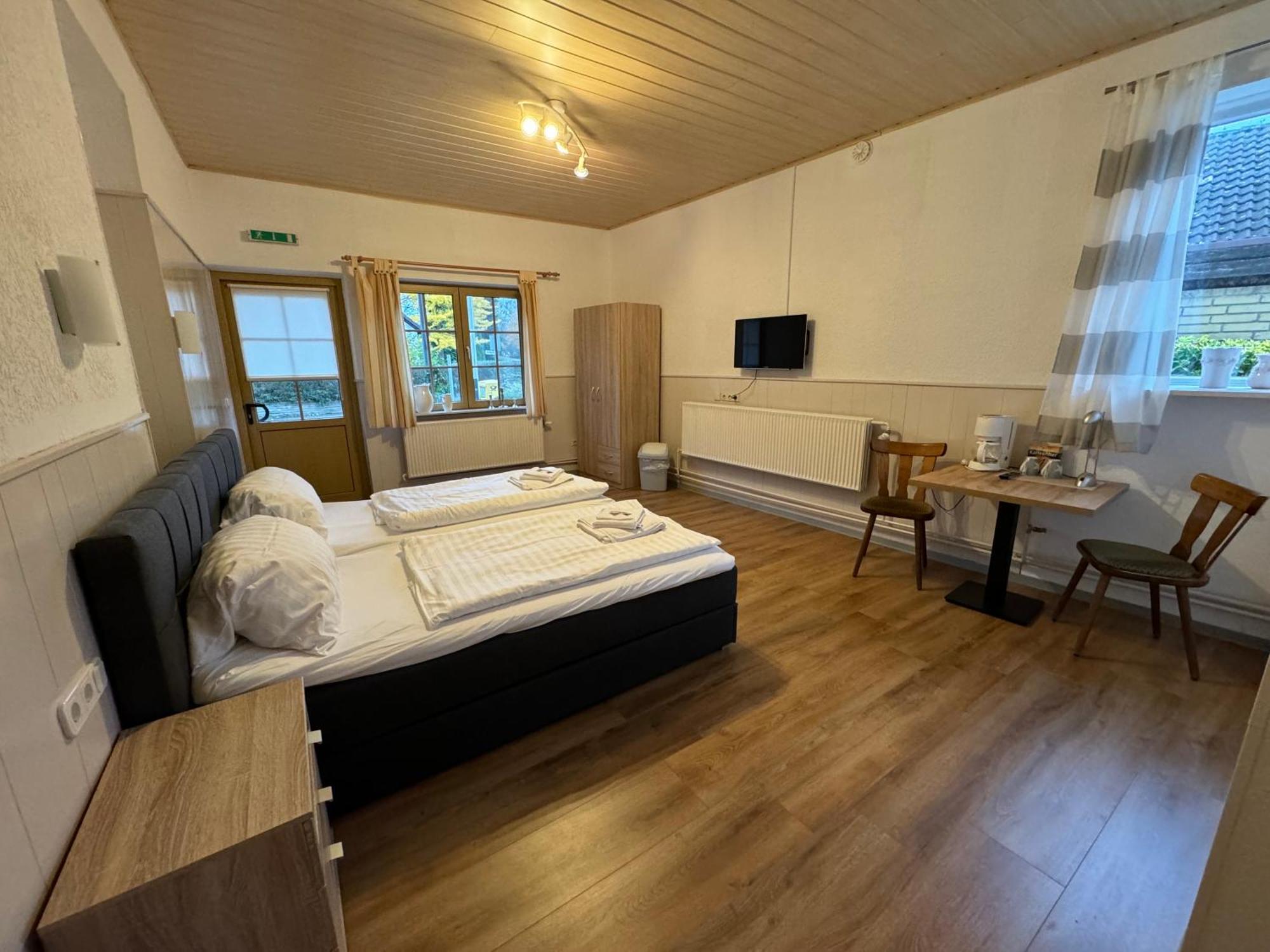 Hotel Panorama Wees ภายนอก รูปภาพ